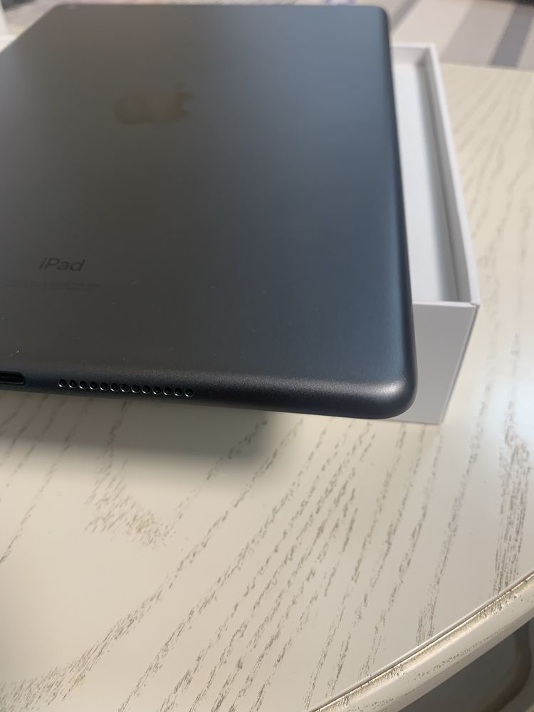 Планшет Apple iPad 10.2" (9 Gen) 64GB Wi-Fi Space Gray 2024.Новый.
