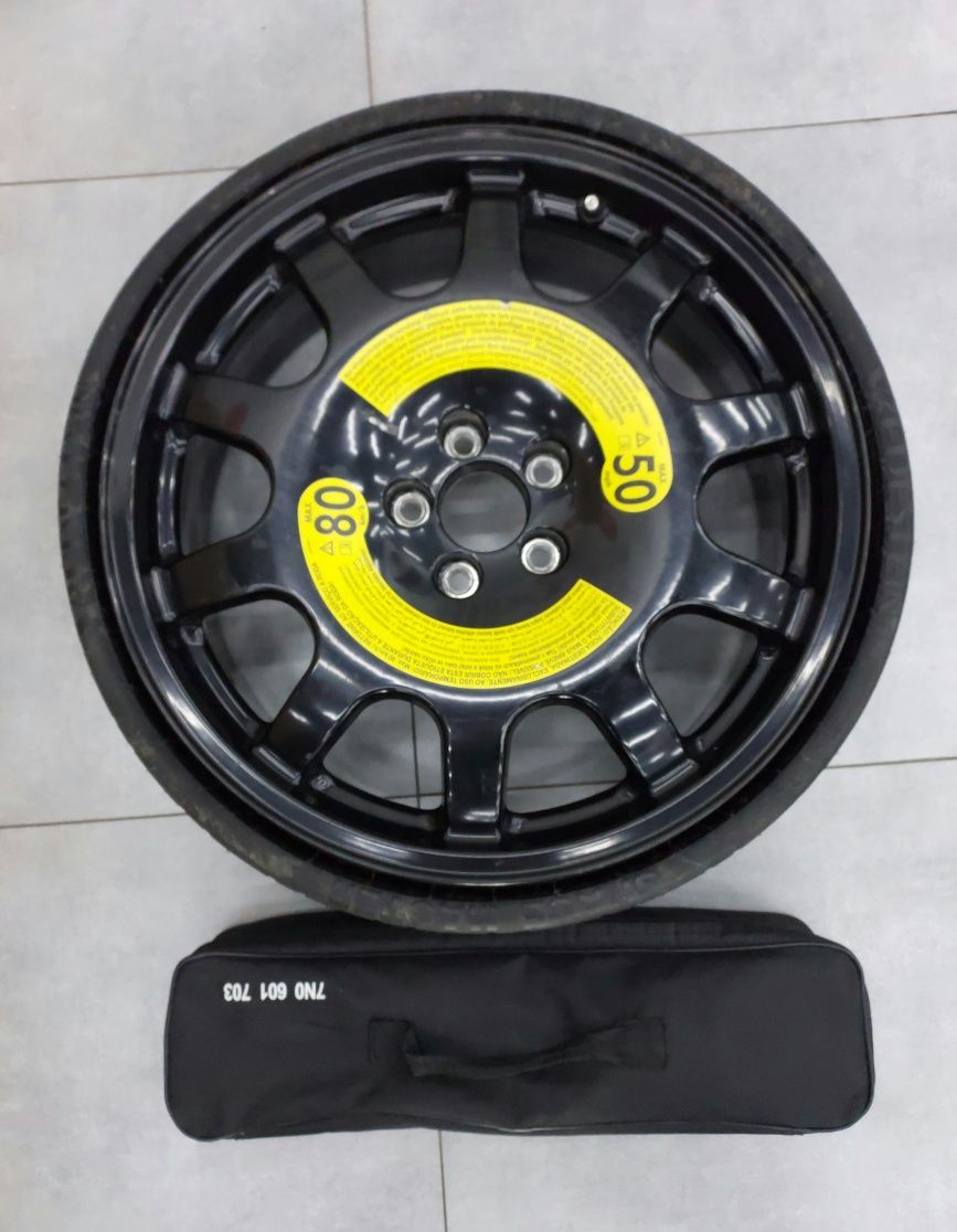 Докатка R20 Volkswagen Tuareg Audi Q7 4M Q8 Домкрат Ключ Інструмент