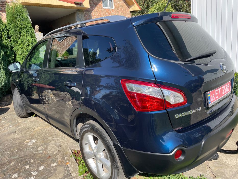Nissan Qashqai+2