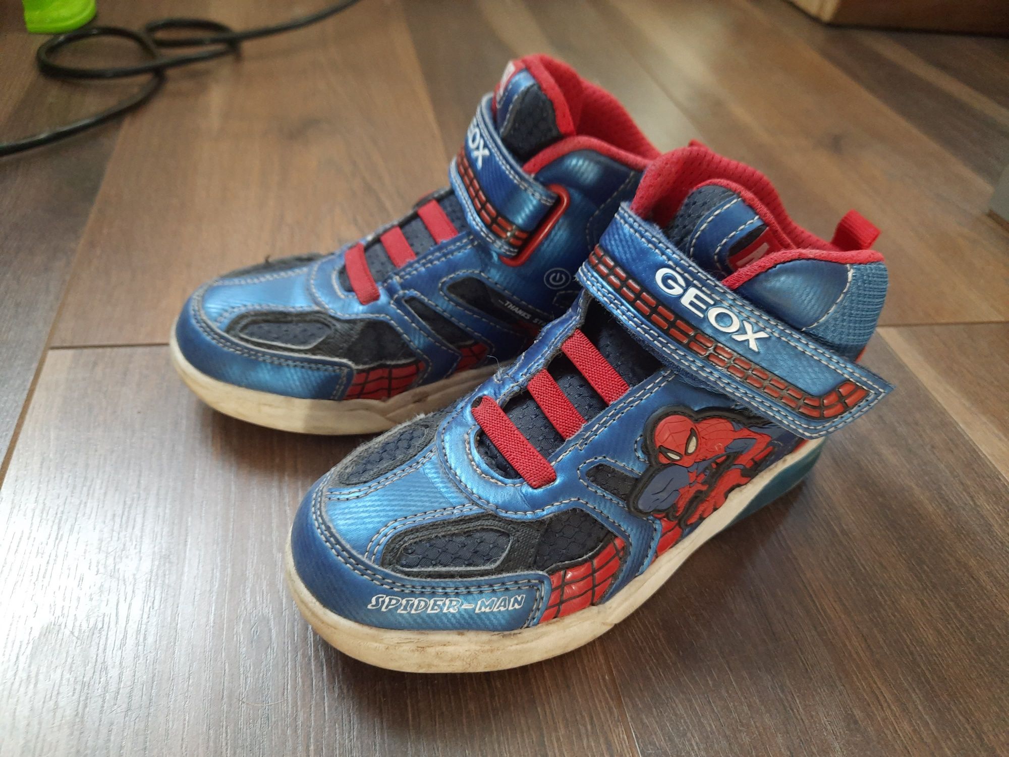 Buty chłopięce geox Spider-Man
