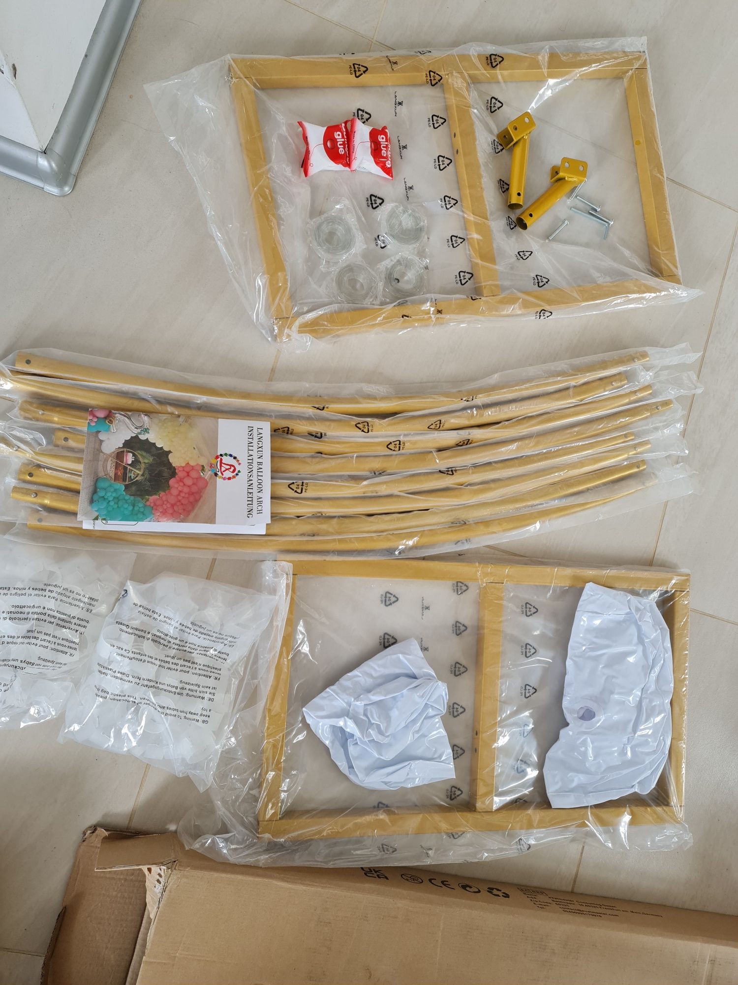 Stelaż  na balony 2.7m  - ślub urodziny itp