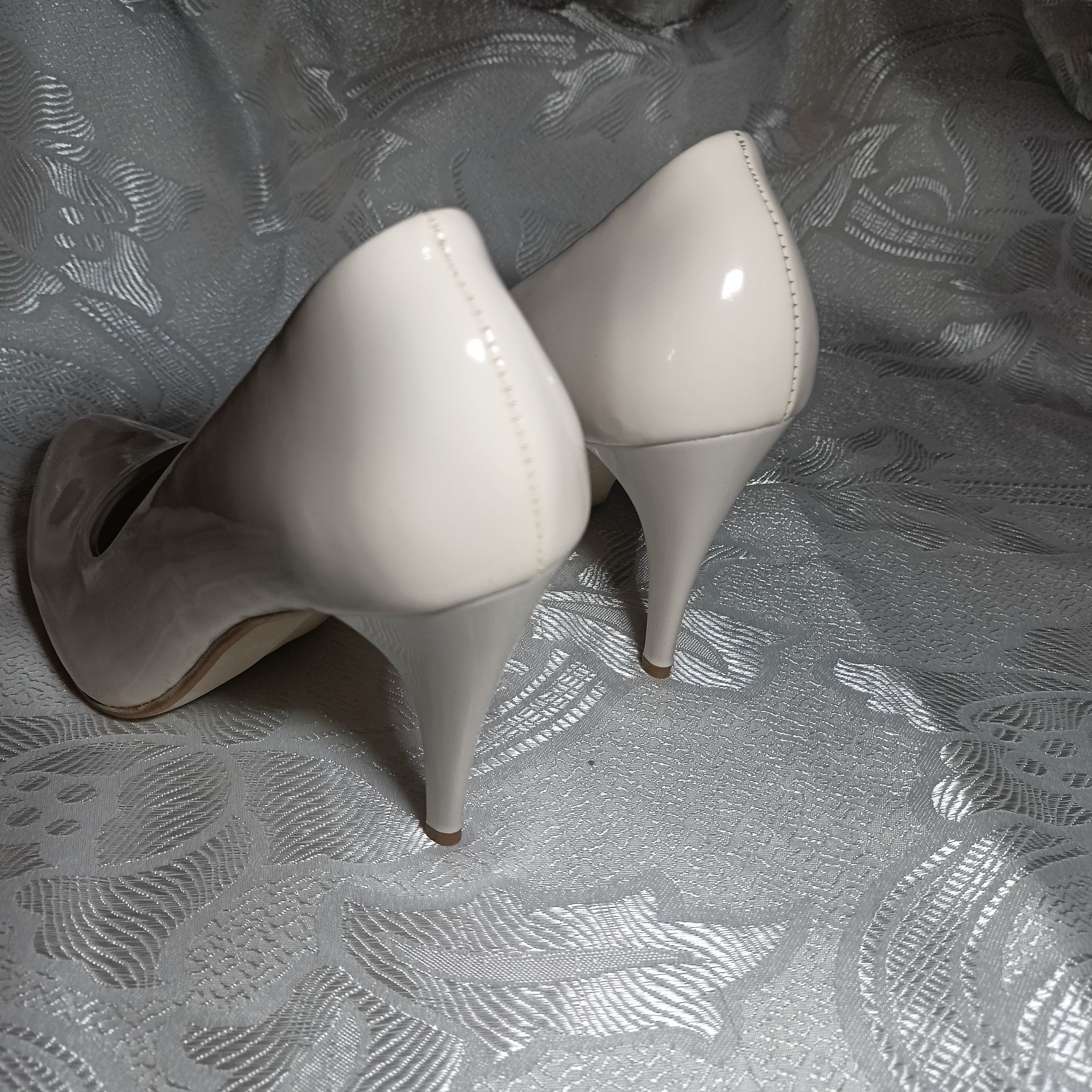 Buty damskie szpilki 38