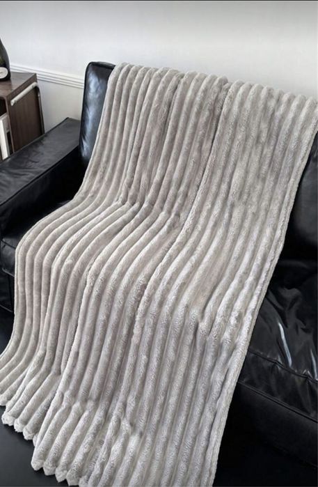 Koc flanelowy 100x150 szary cieply puszysty