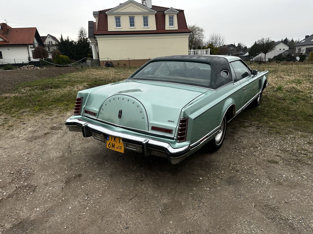 Lincoln Continental Mark V