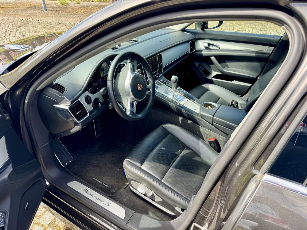 Porsche Panamera S E-Hybrid (plug-in) 3.0 V6 416cv