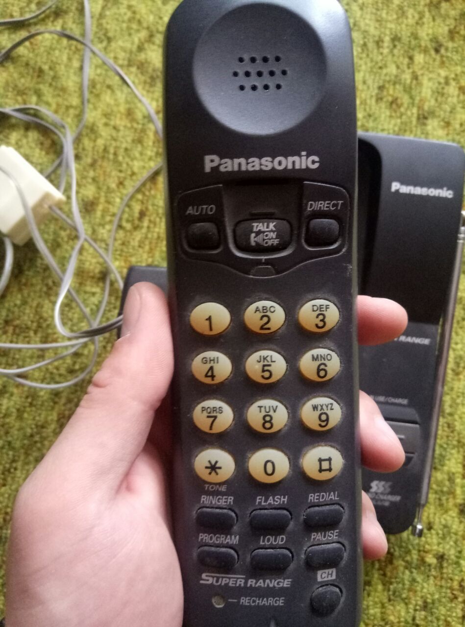 Телефон Panasonic KX-TC1205