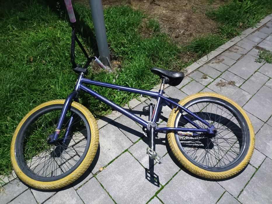 Бмх комплектації premium