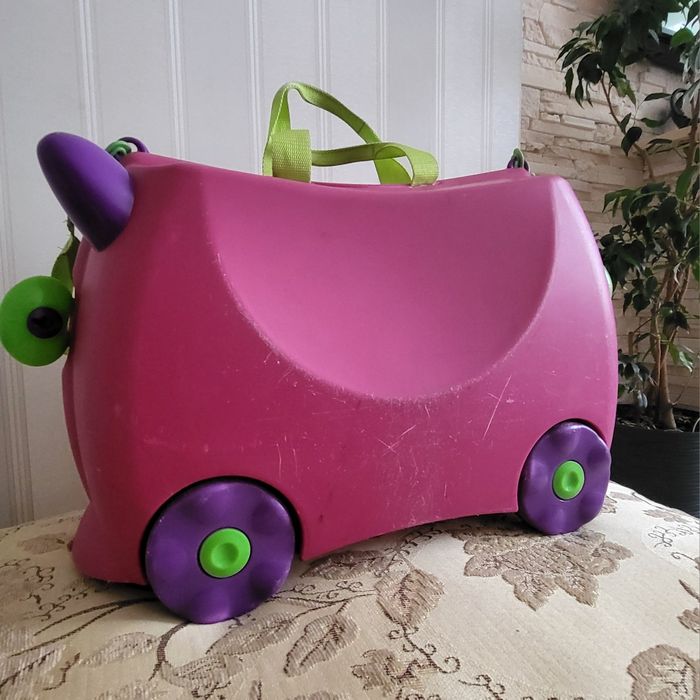 Валіза дитяча з сидінням каталка