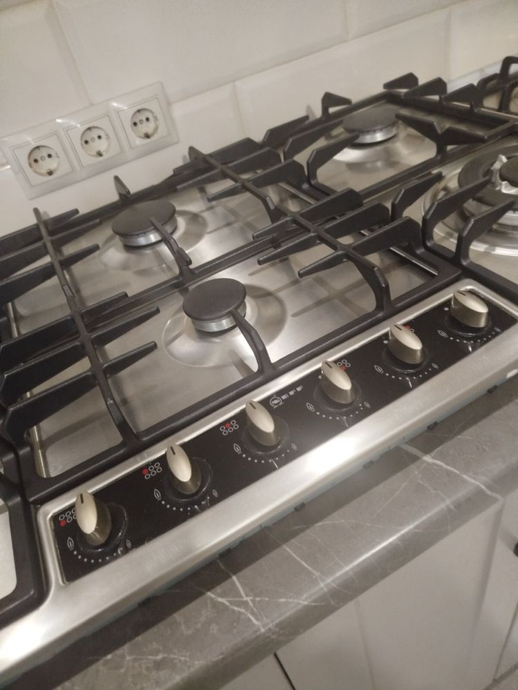 Газова варильна поверхня Neff T29S96N0 90 см, 6 камфорток