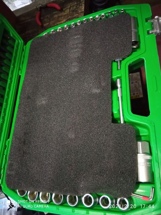 Инструмент набор 94 еденеци на обмен