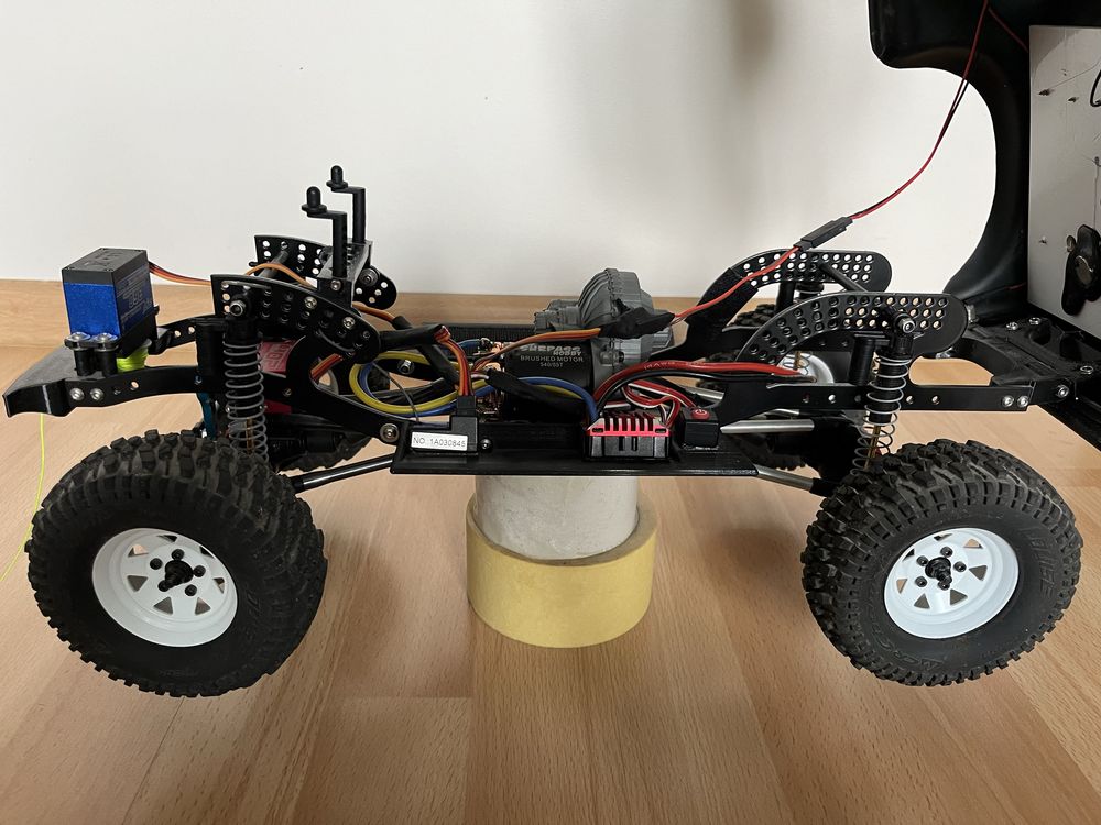 Model 1/10 rc trialowy przeprawowy Axial SCX10 II 4WD