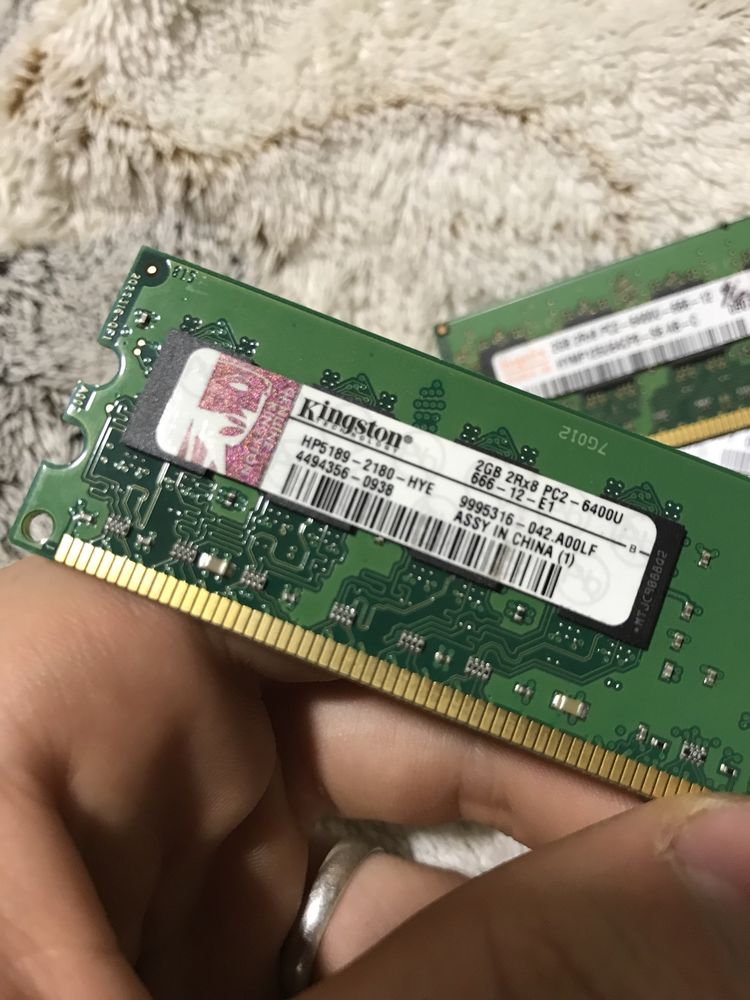 Оперативна пам'ять DDR2 2 GB PC2-6400