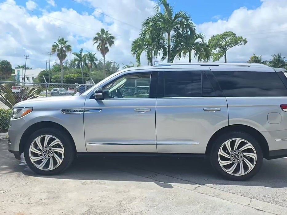 Lincoln Navigator Reserve 2023 линкольн
