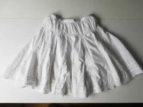 Cherokee biała rozkloszowana koronkowa spódniczka spódnica lato letnia