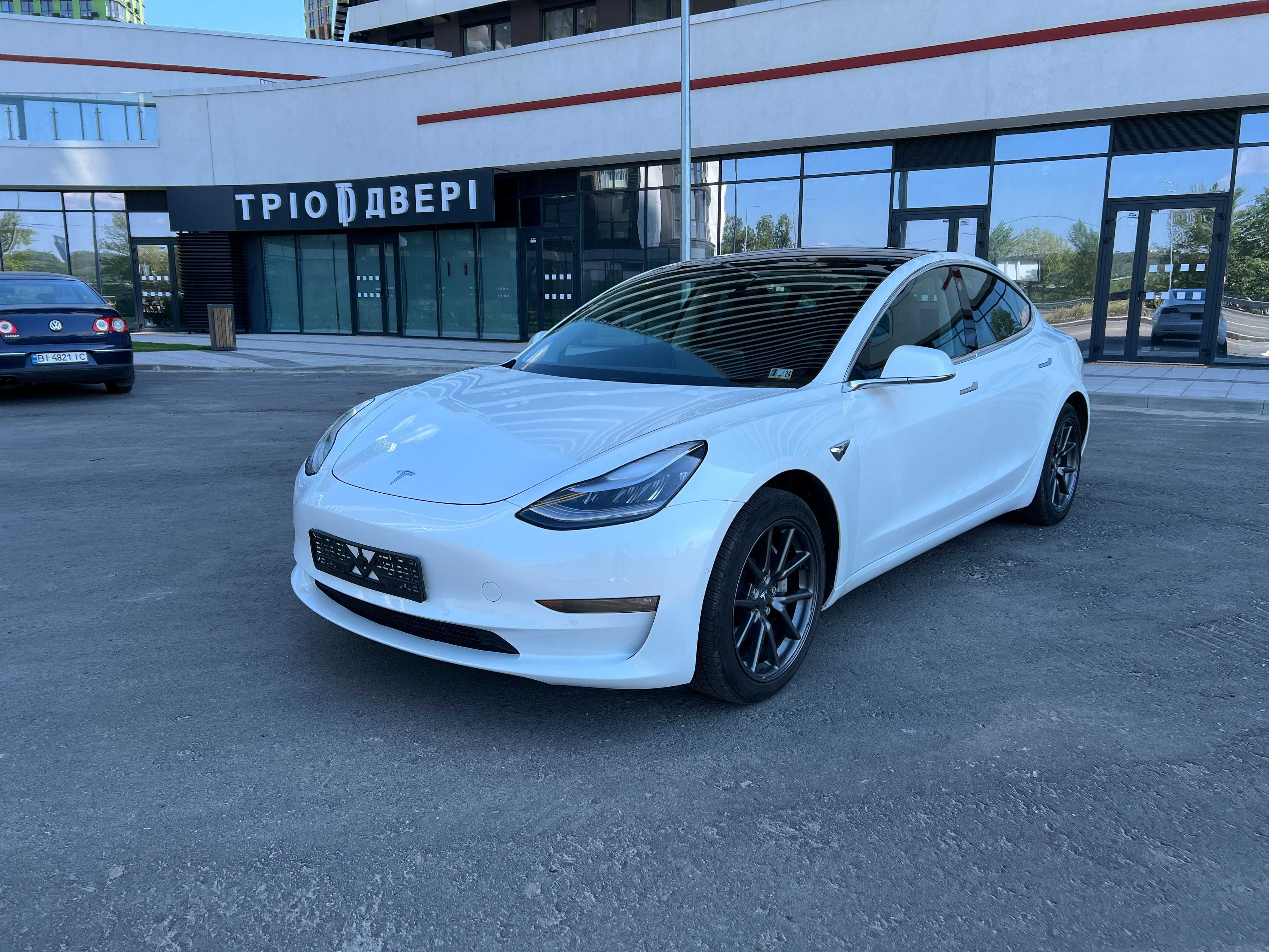 Продам Tesla Model 3 2019 Long Range Dual Motor AWD