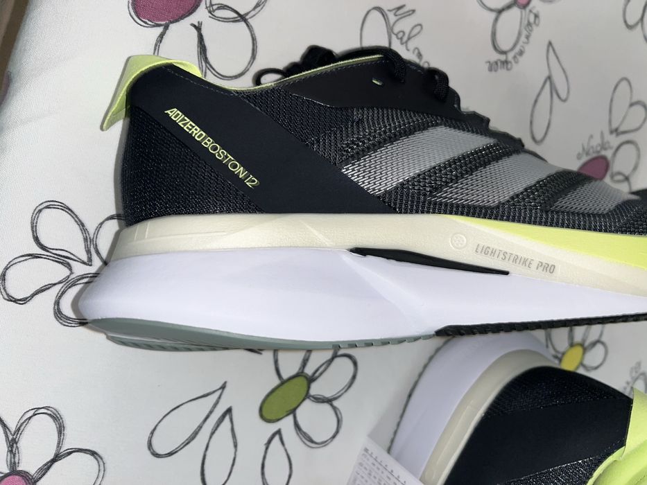 Adidas Adizero  Boston 12  Novos
