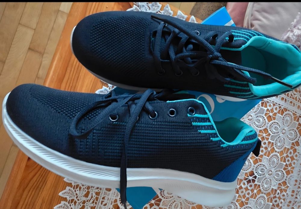 Nowe granatowe damskie sneakersy rozm.41 wkładka 26,7 cm
