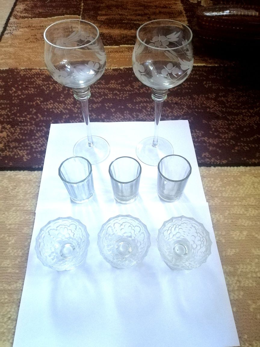 Стопки, фужери, сільниці