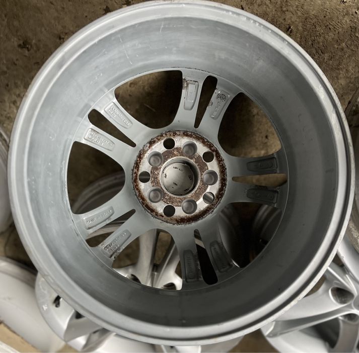 Диски Toyota Corolla Auris R 16 5 114,3 Camry