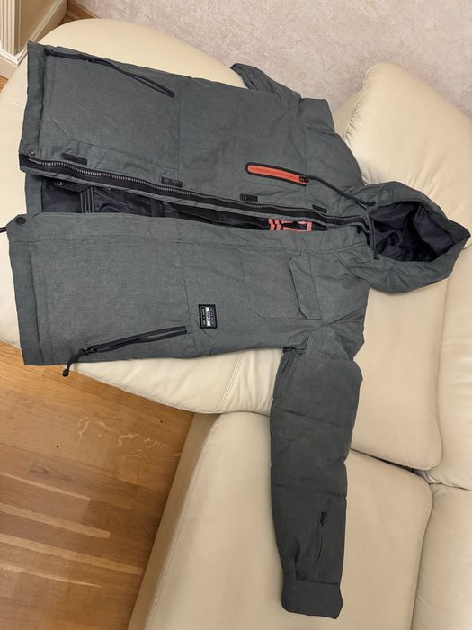 Продам зимову куртку б/у
