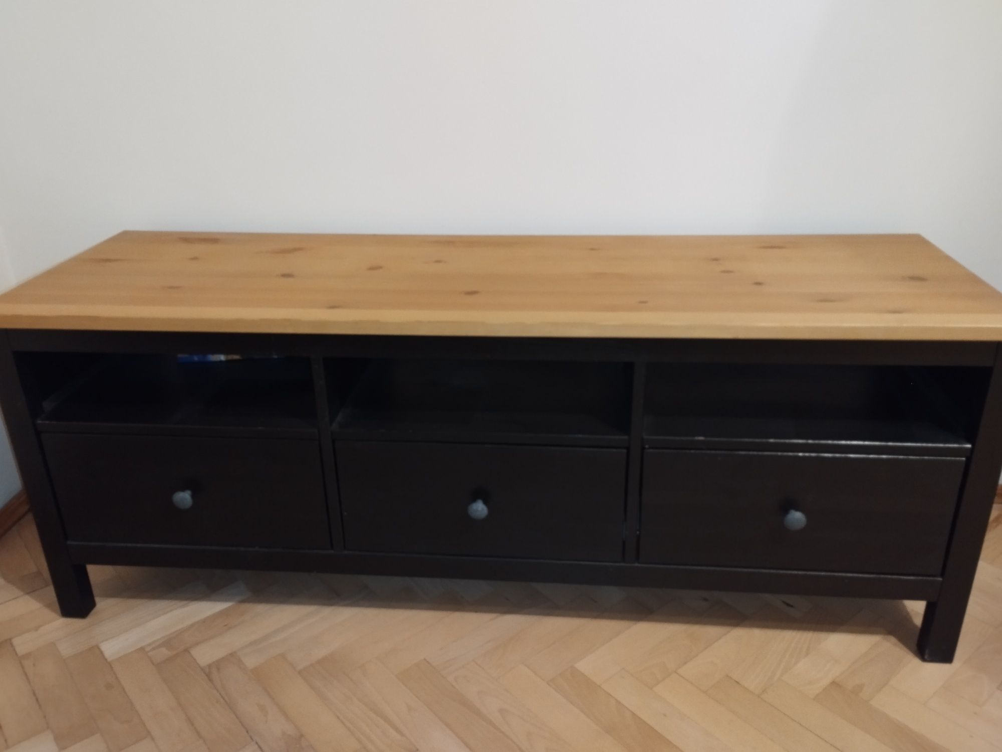 Komoda Hemnes Ikea