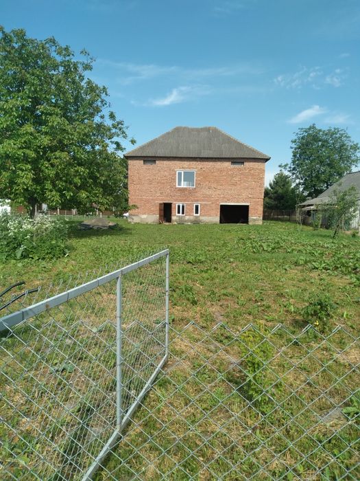 Будинок (новобудова)