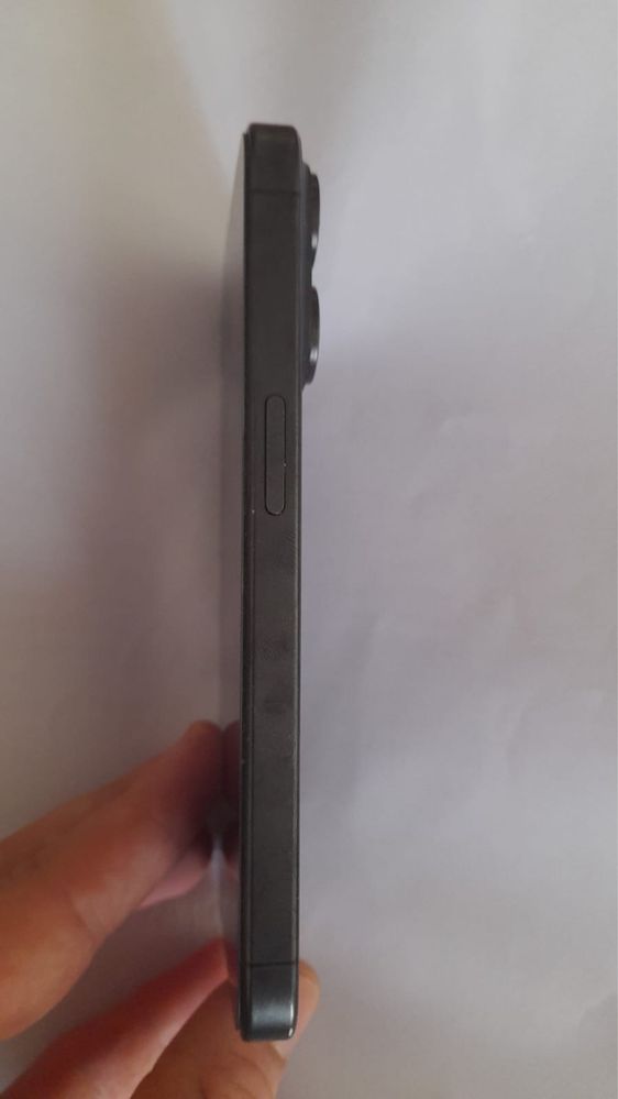 IPhone 15 pro usado