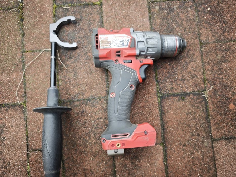 Wiertarko-wkrętarka udarowa Milwaukee M18FPD3-0 158Nm