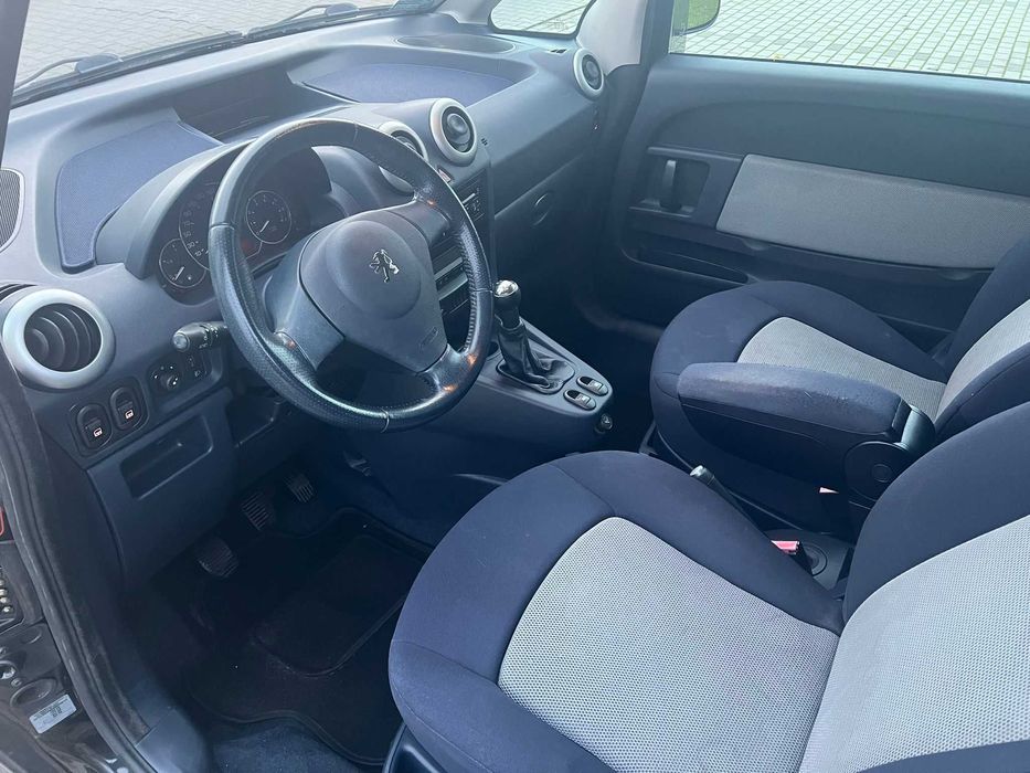 Samochód osobowy Peugeot 1007