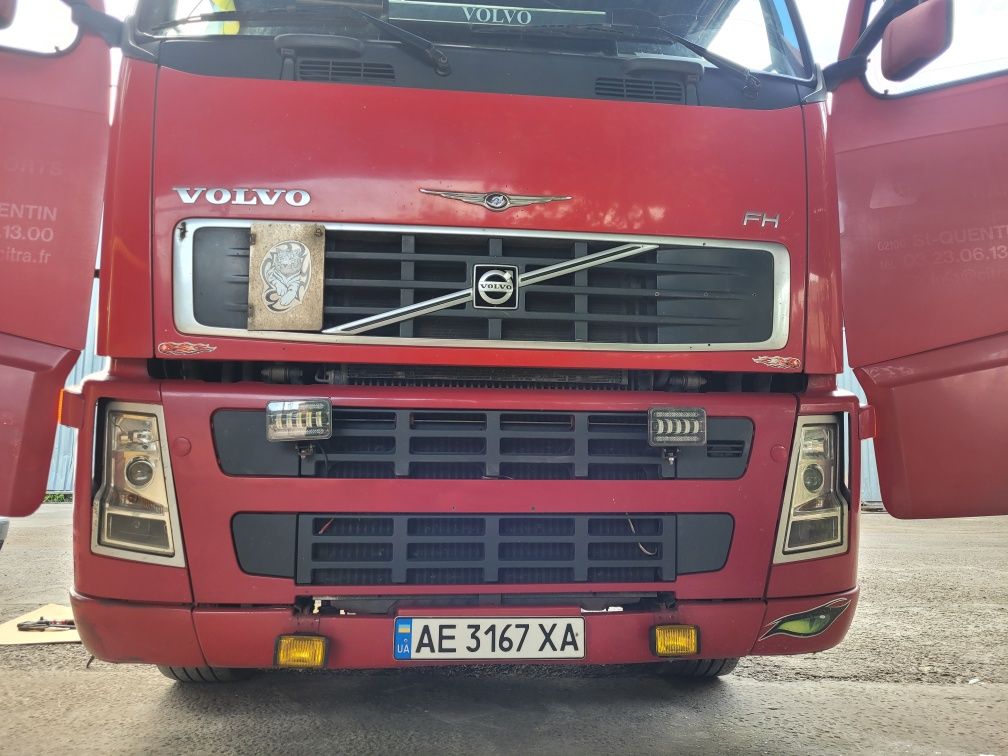 Тягач VOLVO FH13 комплект