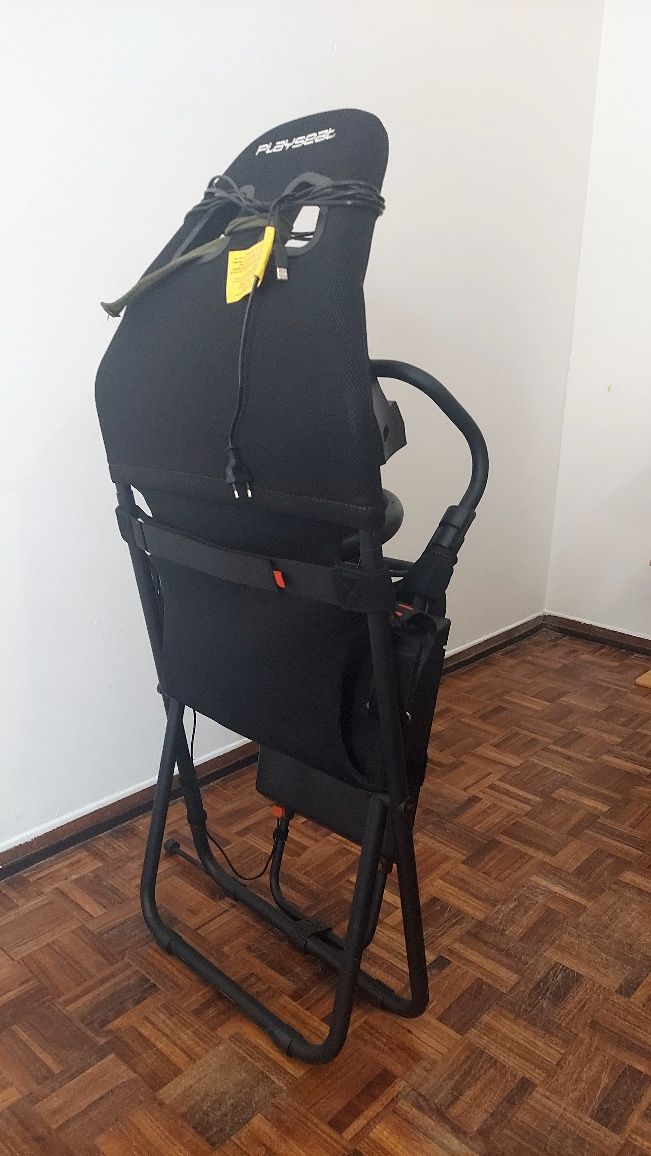 Gamer ' Volante cockpit trustmaster T300rsGt Playseat GT7