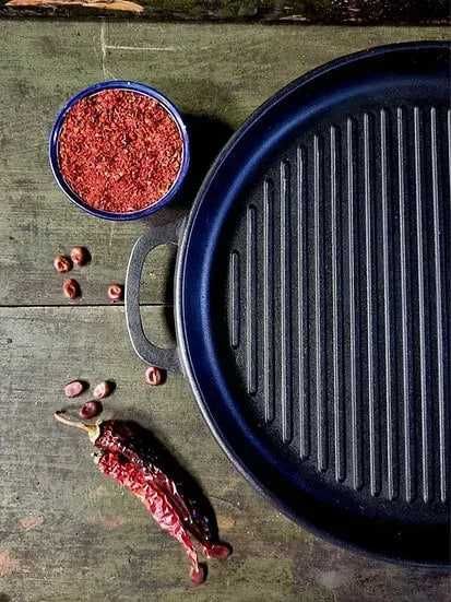 Казан чавунний узбецький 15 л із кришкою-сковородою гриль + ПОДАРУНОК