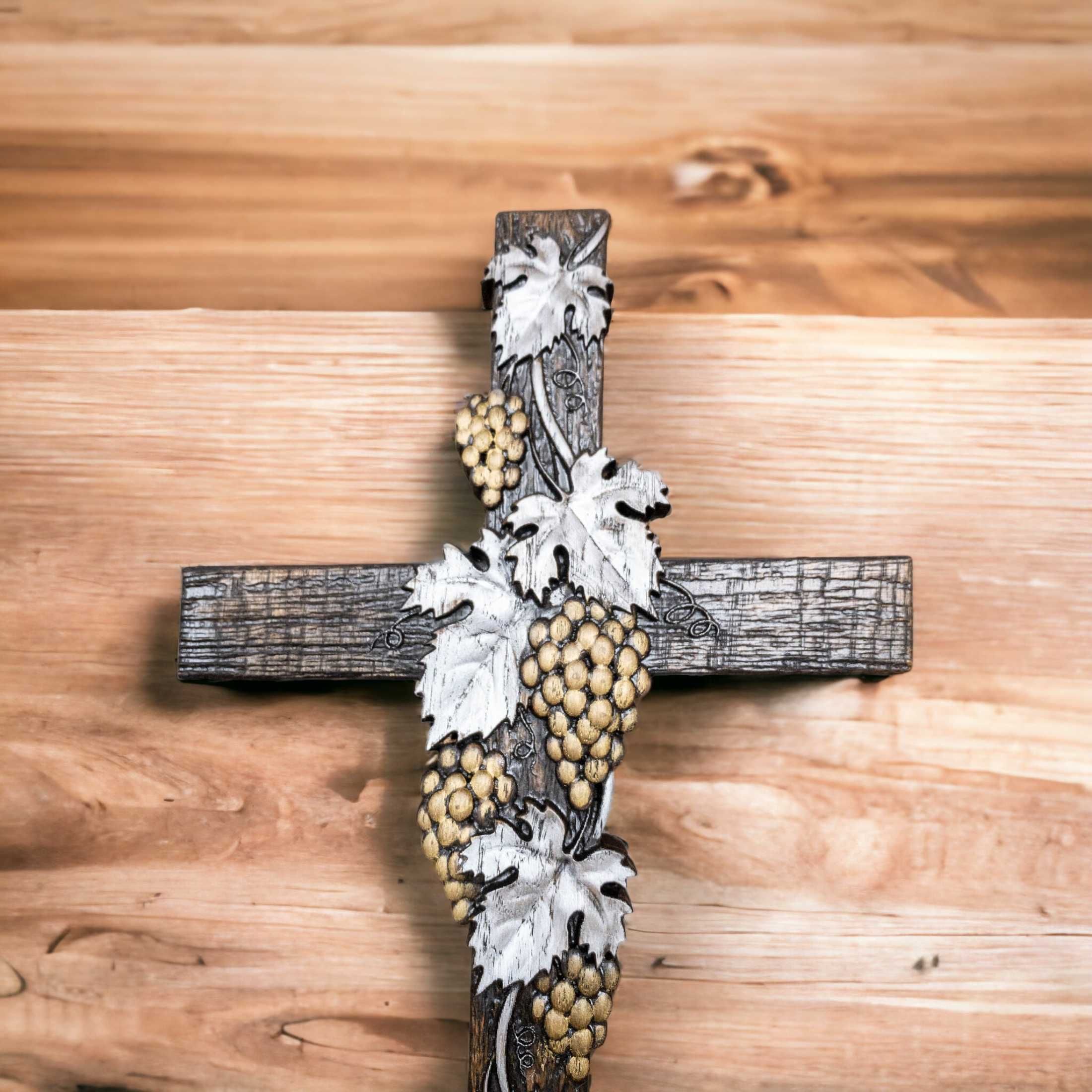 Krzyż na ścianę z winogronem