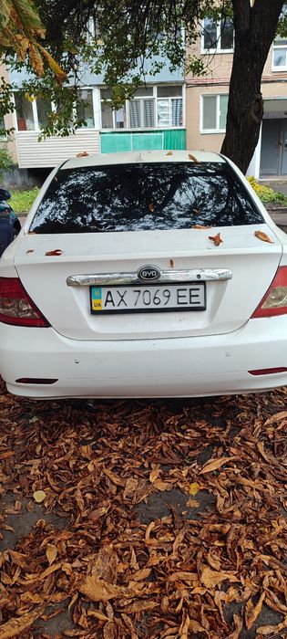 Продам машину BYD