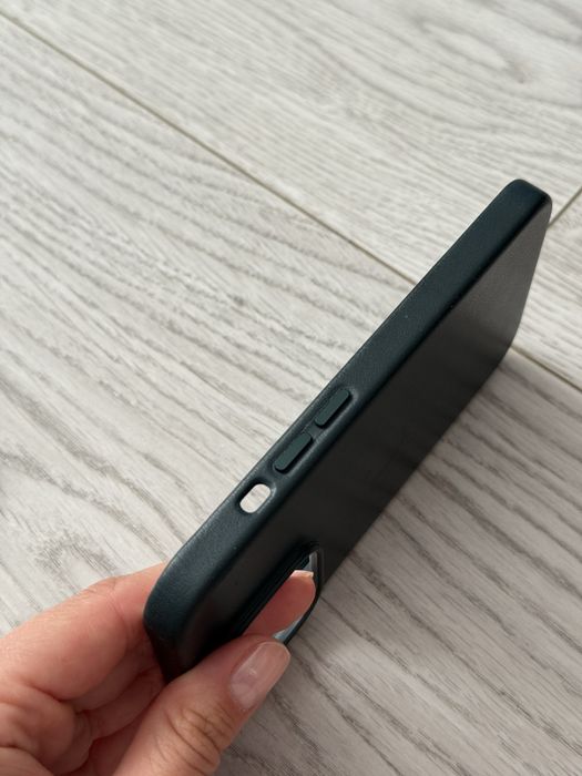 Оригінальний кейс (чохол) на Iphone 14 Pro