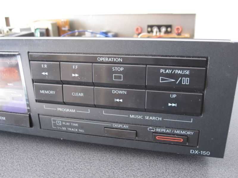 Odtwarzacz CD No. ONKYO DX-150 dla hi-end - owego dźwięku.