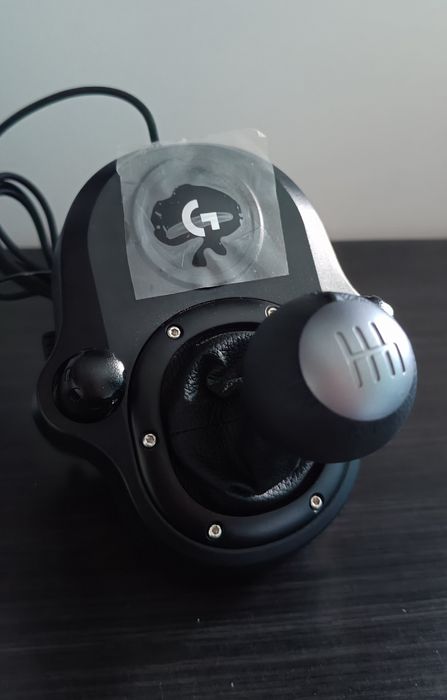 Vendo volante Logitech +Shift