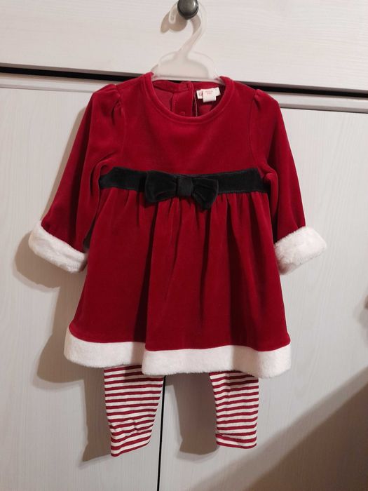 Для дівчинки новорічний костюм. 6-9 місяців.
