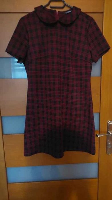 Damska sukienka w krate