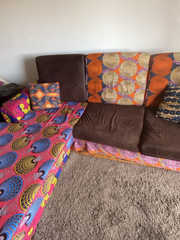 Sofa com chaise longue