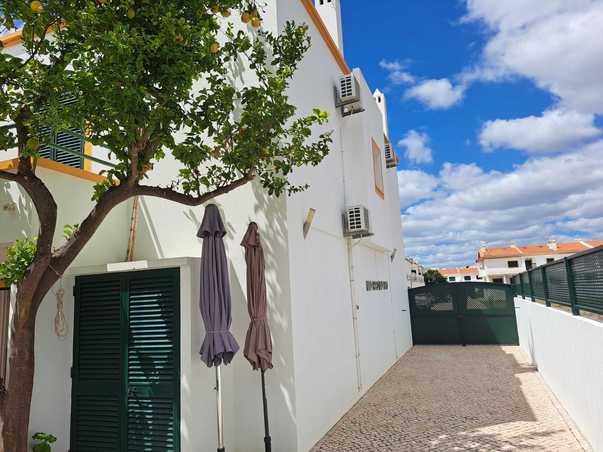 Moradia em Manta Rota a 5 min da praia (12 a 19Julho e 13 a 20 Setembr
