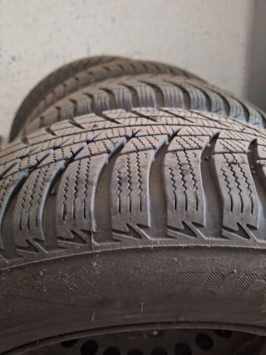 Felgi stalowe 16'' 5x108 z oponami zimowymi (Ford)