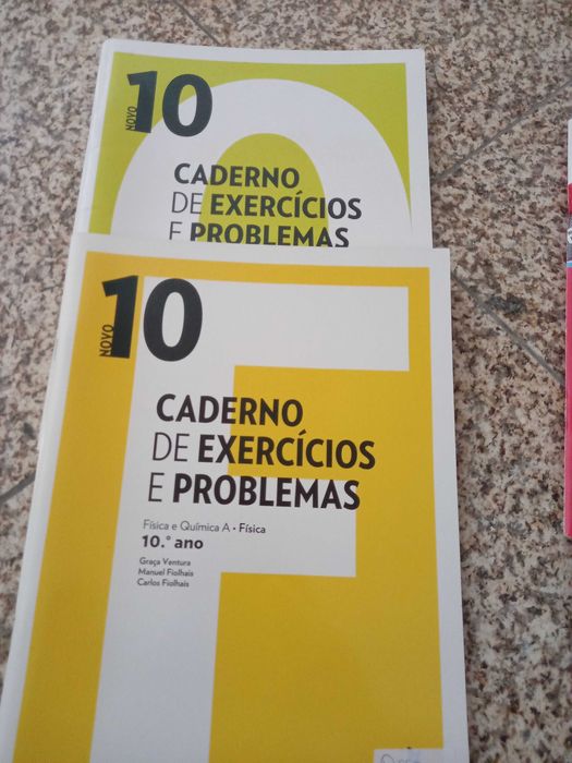 Livros de fichas ingles fisica e quimica 10 ano