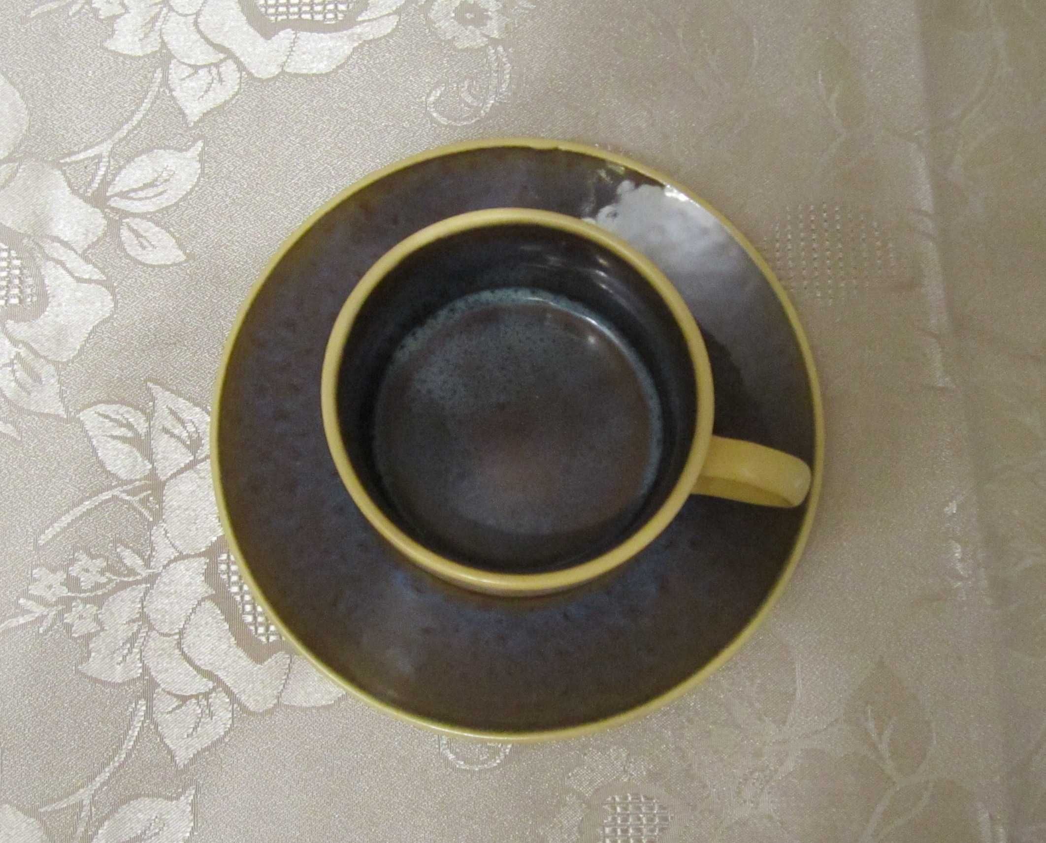 Чашка с блюдцем керамическая