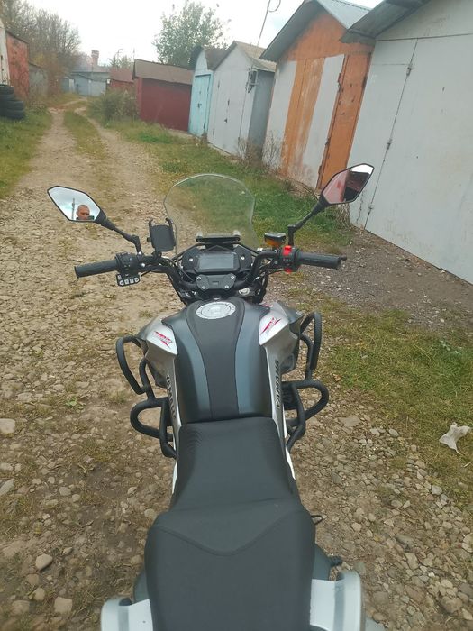 Продам Spark sp-300 t3