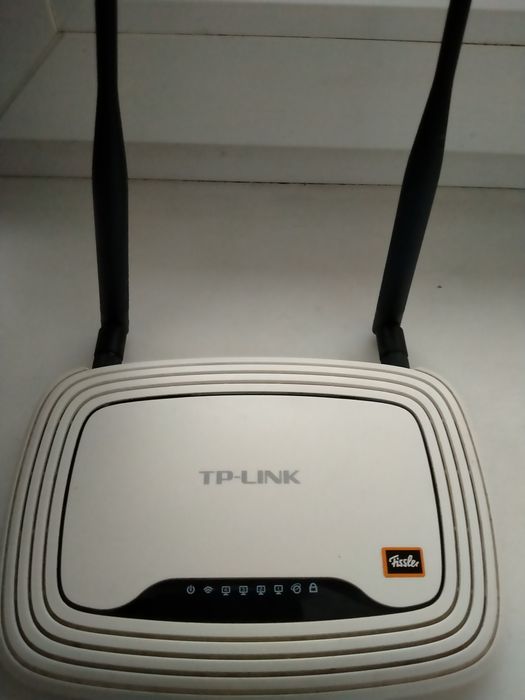 Маршрутизатор тр Link TL-WR 841ND