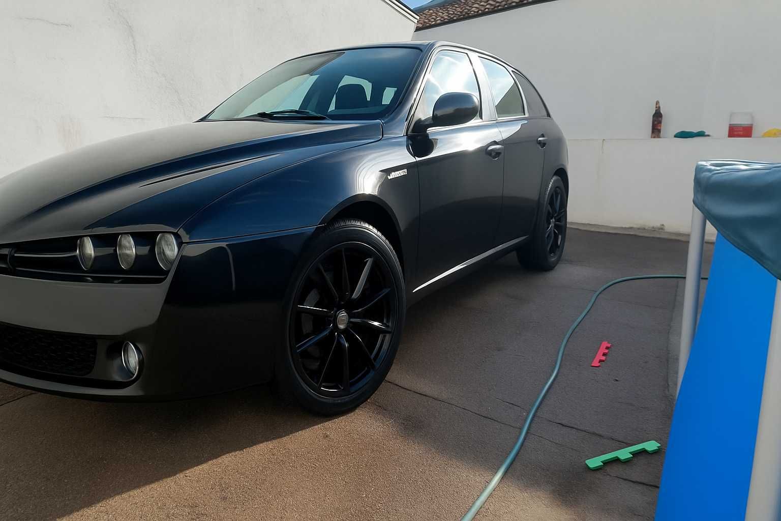 Alfa Romeo 159 Sportwagon 1.9 JTDm 16V – 150cv | Março 2010