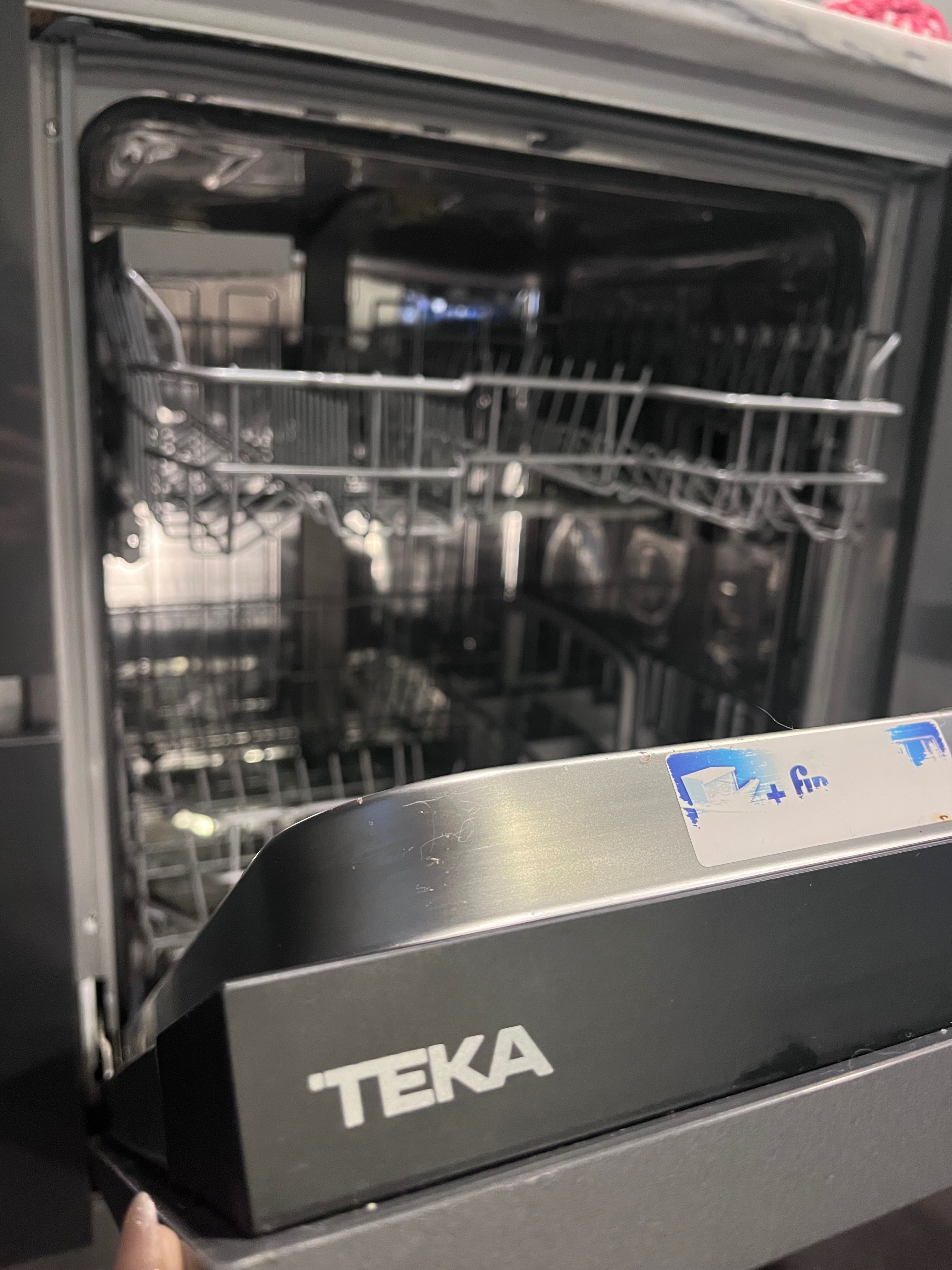 Máquina de Lavar Loiça ENCASTRE Teka - Model DFI 46700