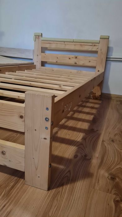 Łóżko drewniane dla dziecka 140cm