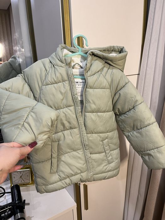 Зимова куртка zara